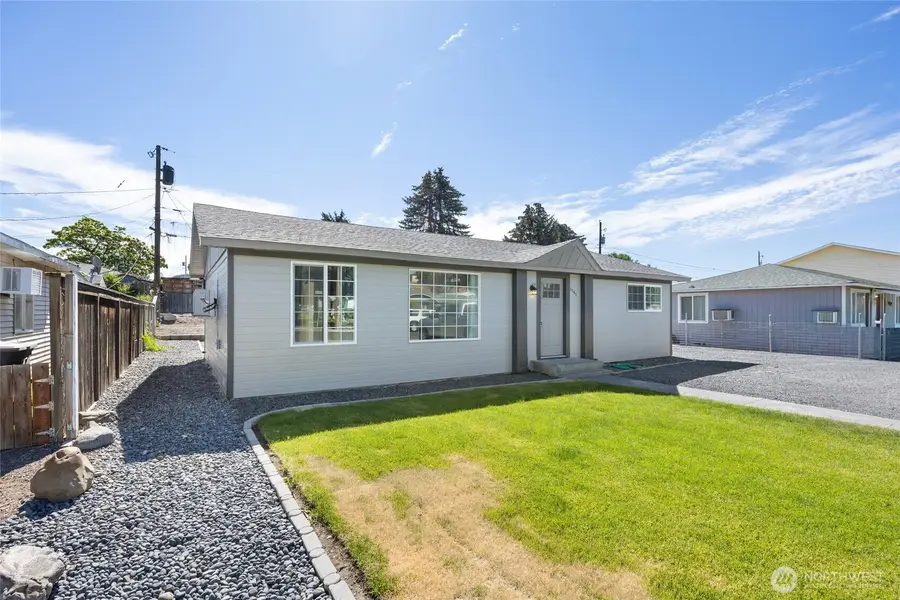 1545 Mary Street, Moses Lake, WA 98837 - #3