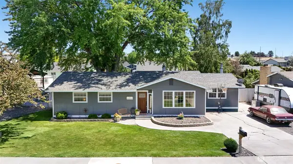 1503 S Lakeway Drive, Moses Lake, WA 98837