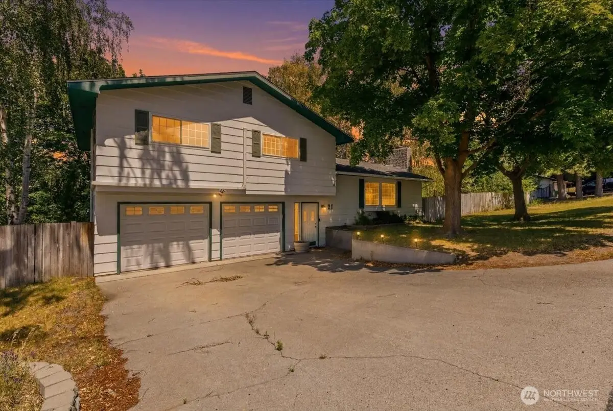 21 Diamond Street, Electric City, WA 99123 - #1