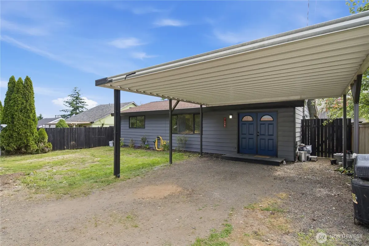 1126 Poindexter Avenue W, Bremerton, WA 98312 - #1