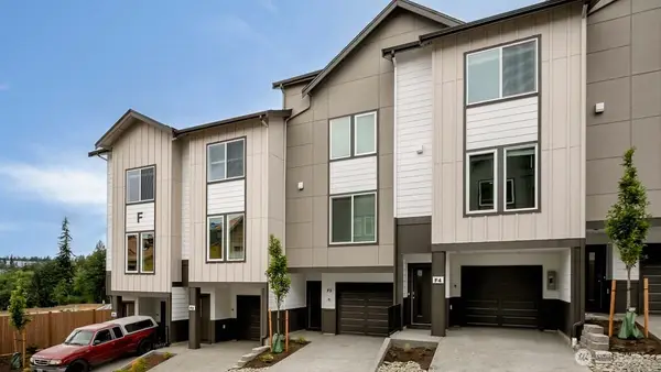 16830 20th Avenue W #D4, Lynnwood, WA 98037