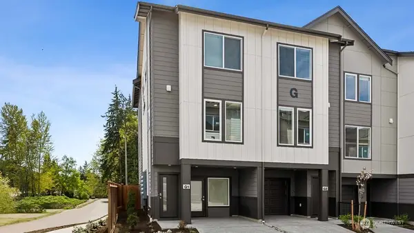 16830 20th Avenue W #D2, Lynnwood, WA 98037