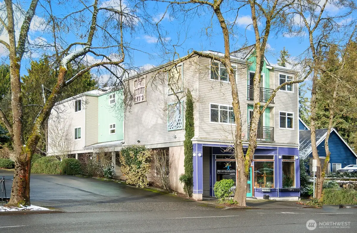 9517 35th Avenue Ne #2A, Seattle, WA 98115 - #1
