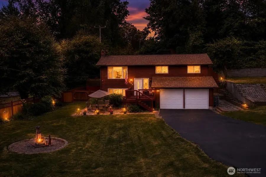 553 S 111th Street, Seattle, WA 98168 - #2