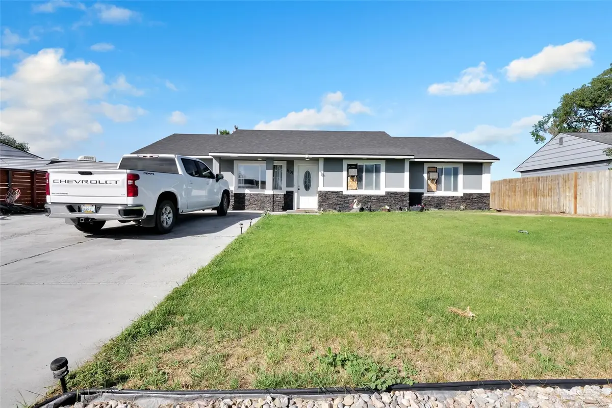 1101 Arnold Drive, Moses Lake, WA 98837 - #1