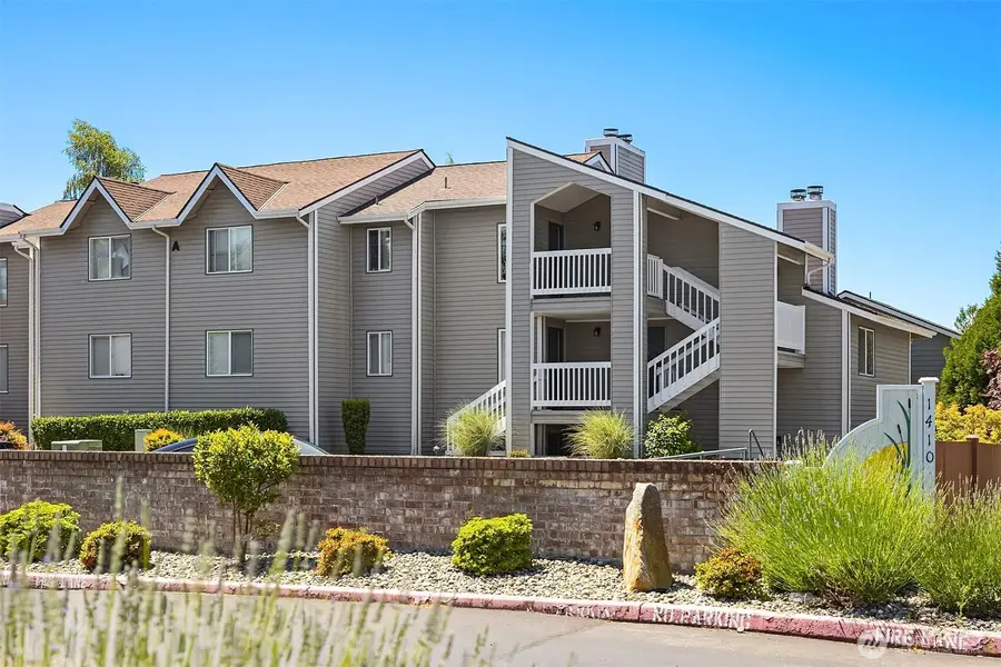 1410 W Casino Road #A5, Everett, WA 98204 - #2