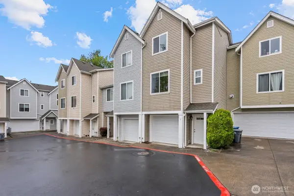 25220 104th Avenue Se #9, Kent, WA 98030