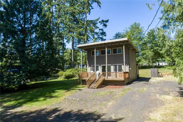 301 E Lakeshore Drive W, Shelton, WA 98584