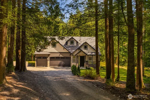 10360 Brownsville Highway Ne, Poulsbo, WA 98370