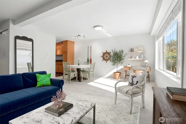 14300 32nd Avenue Ne #107, Seattle, WA 98125