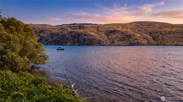 2 Stennes Drive #2, Pateros, WA 98846