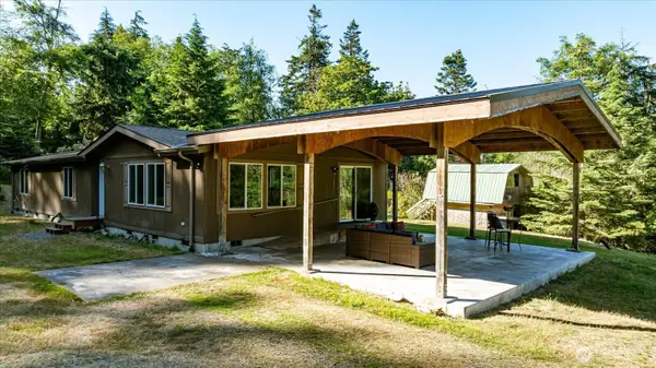 750 Race Road, Coupeville, WA 98239