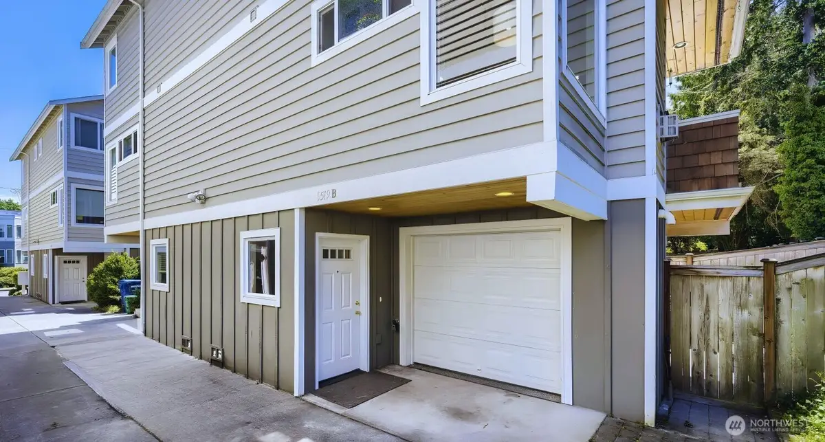 9519 8th Avenue Nw #B, Seattle, WA 98117 - #1
