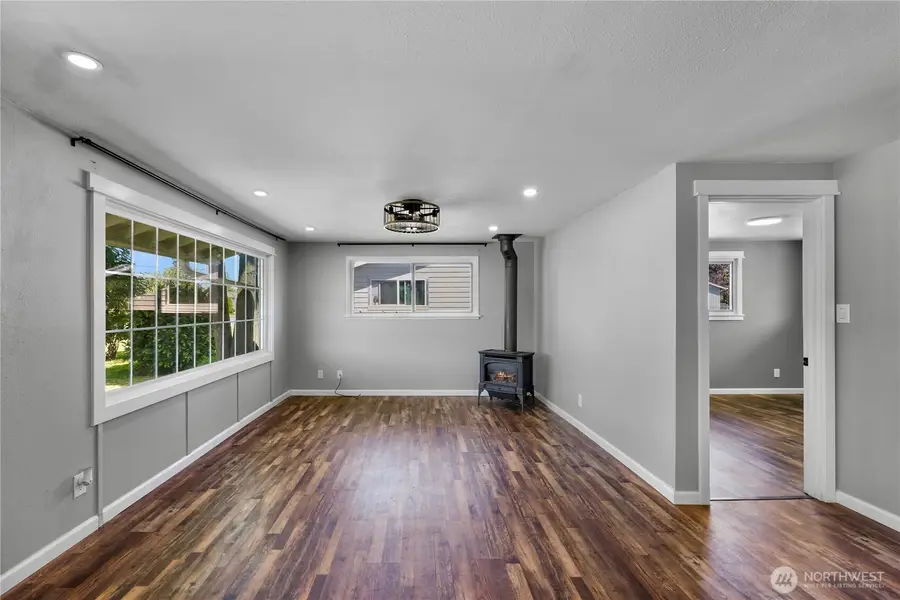 1700 S 15th Street, Mount Vernon, WA 98274 - #3