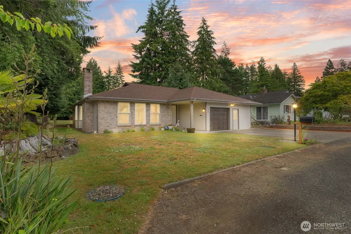 624 W Cedar Avenue, Montesano, WA 98563 - #1