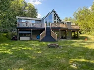 48219 284th Avenue Se, Enumclaw, WA 98022