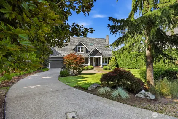 2714 Parkway Drive W, Tacoma, WA 98466