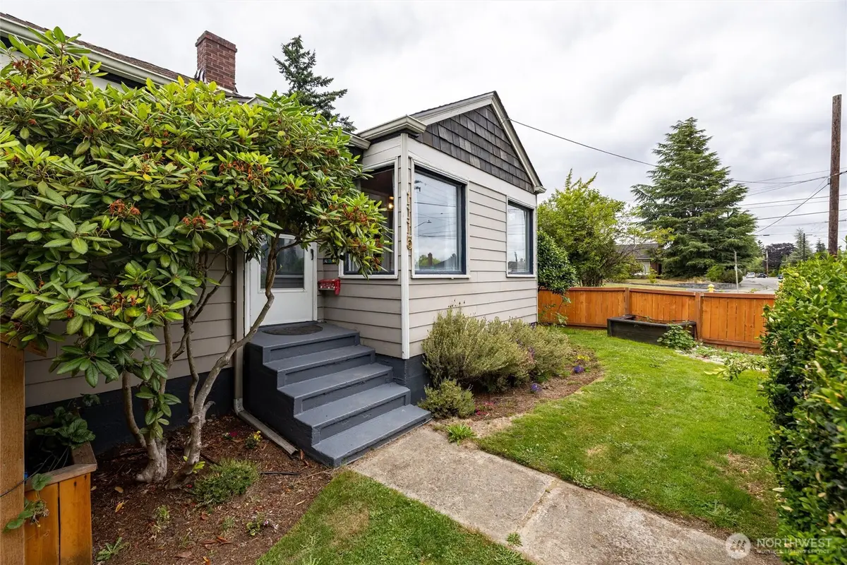 1115 E Broad Street, Mount Vernon, WA 98274 - #1