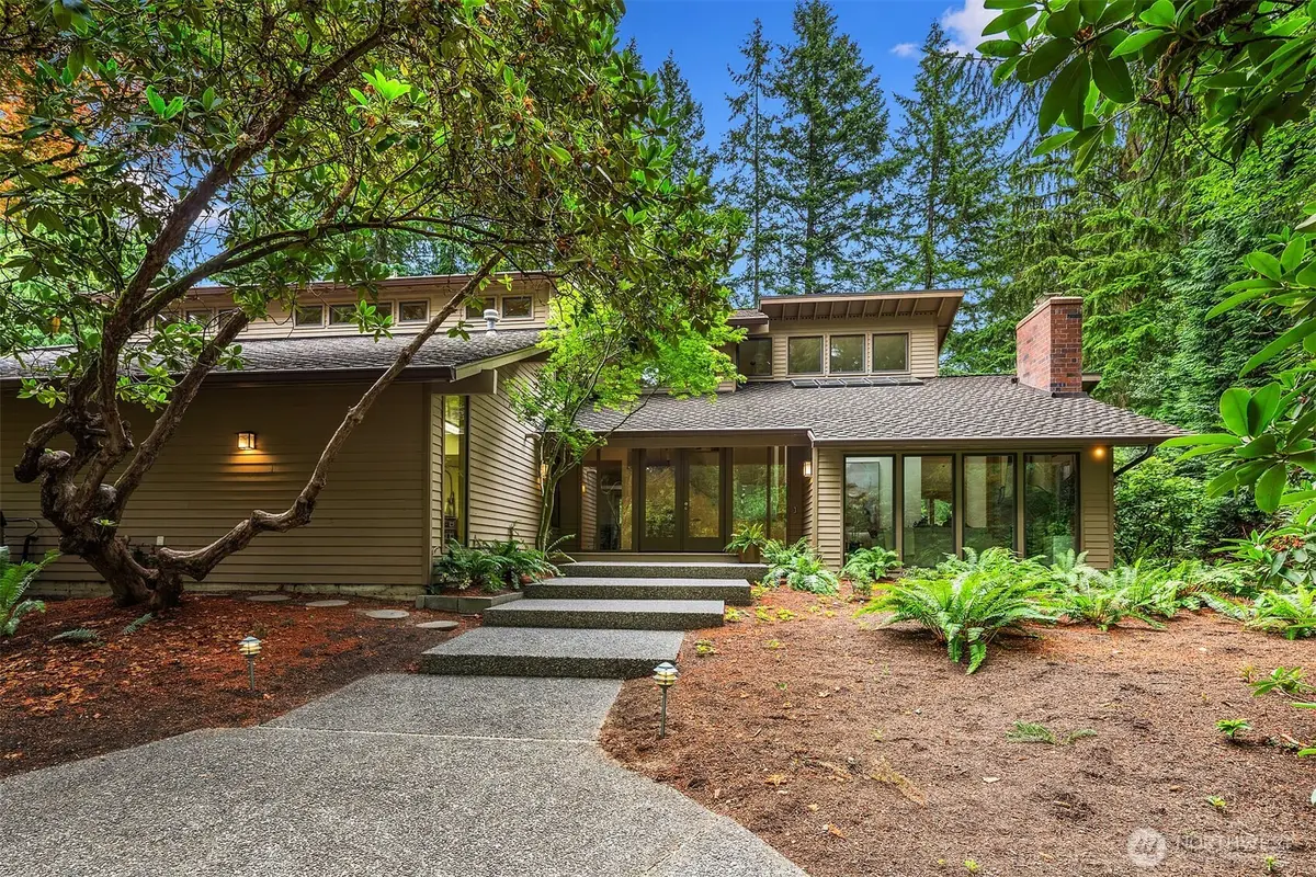 12820 NE 39th Street, Bellevue, WA 98005 - #1