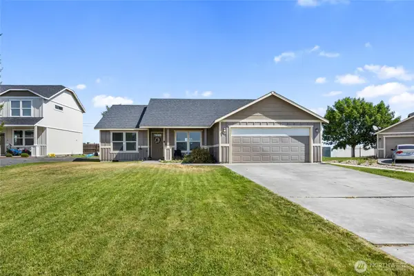 1402 W Tennessee Drive, Moses Lake, WA 98837