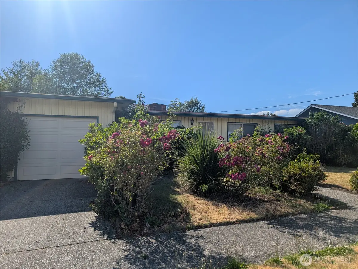 6871 27th Avenue S, Seattle, WA 98108 - #1