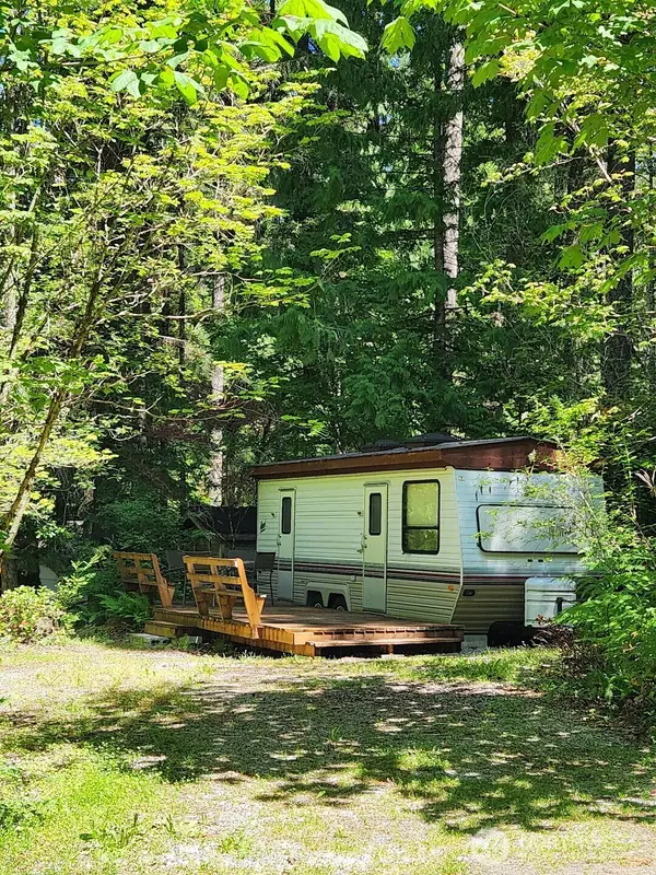 86 Goldrush Road, Deming, WA 98244