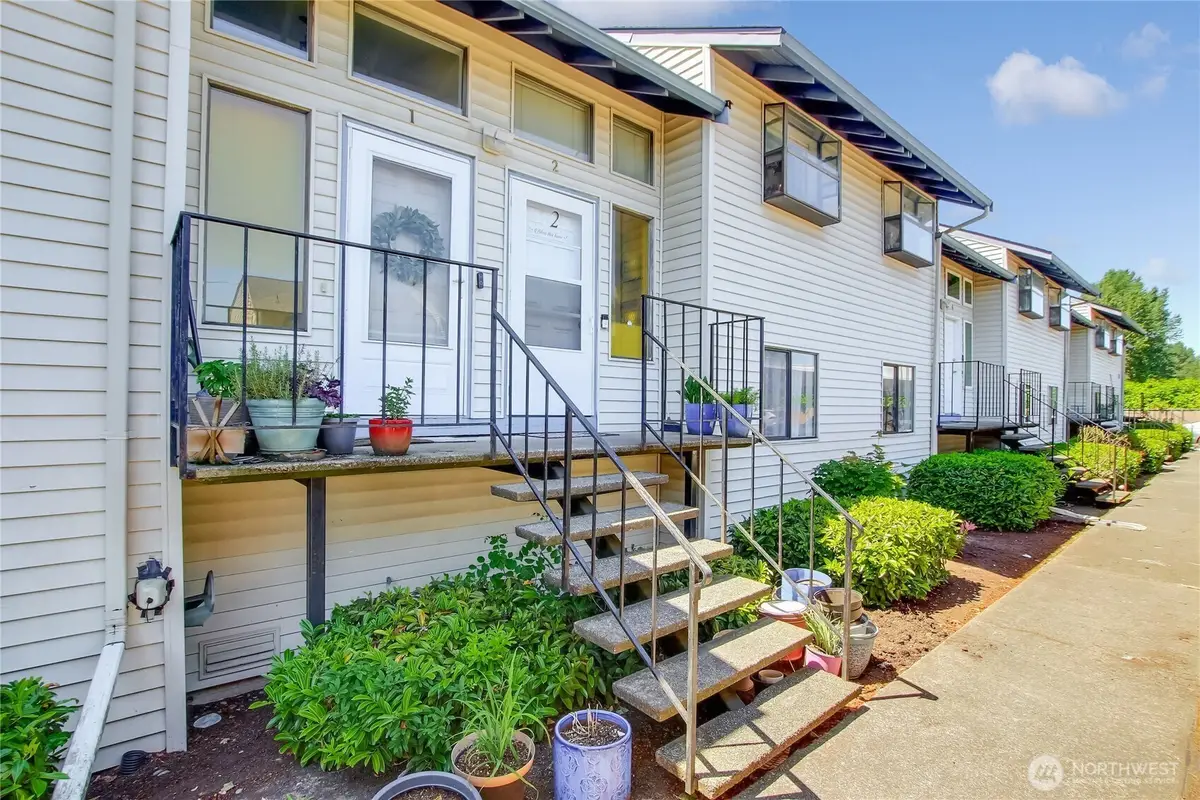 1313 W James Street #2, Kent, WA 98032 - #1