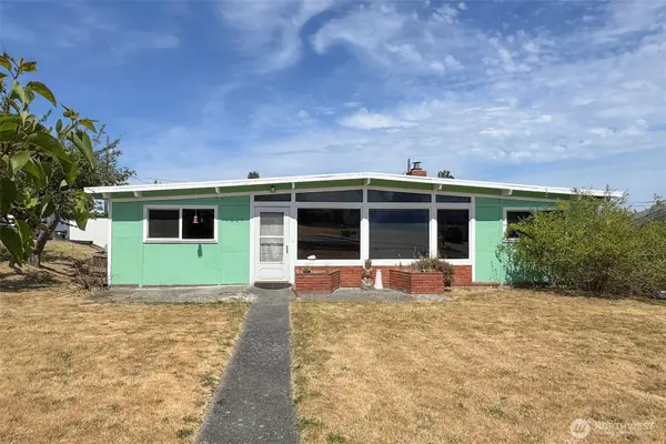 1027 W Ninth Street, Port Angeles, WA 98363