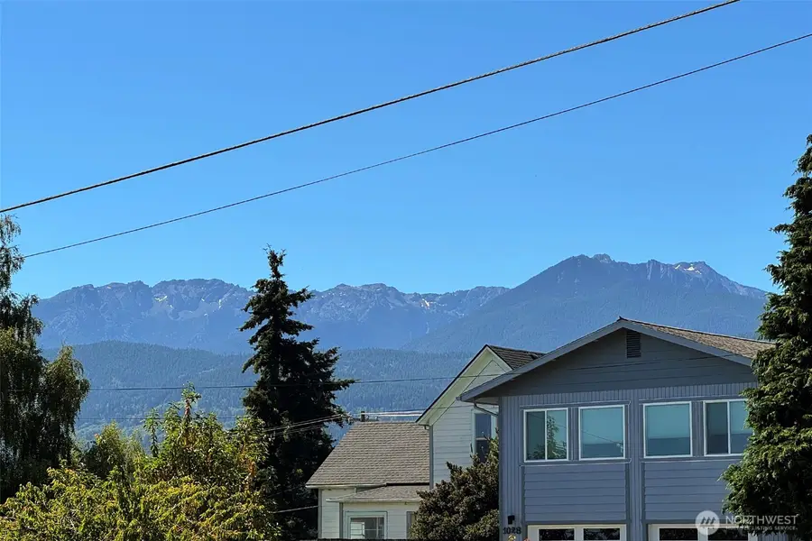 1027 W 9th Street, Port Angeles, WA 98363 - #2