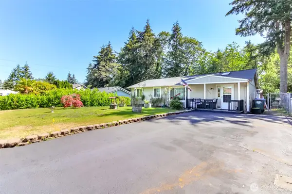 15213 12th Avenue E, Tacoma, WA 98445