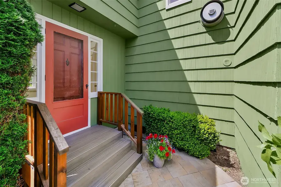 415 9th Street, Snohomish, WA 98290 - #2