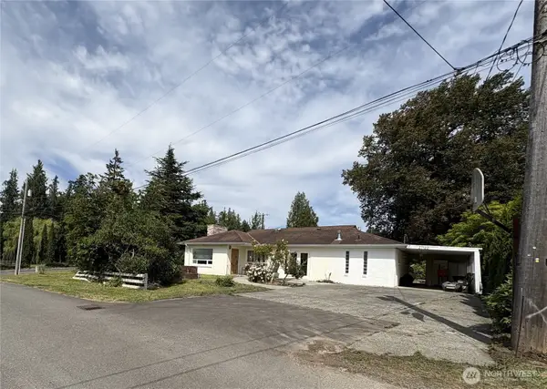 27122 82nd Drive Nw, Stanwood, WA 98292