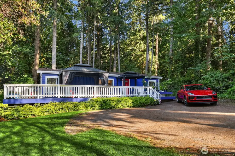 8480 Hansen Road Ne, Bainbridge Island, WA 98110 - #3