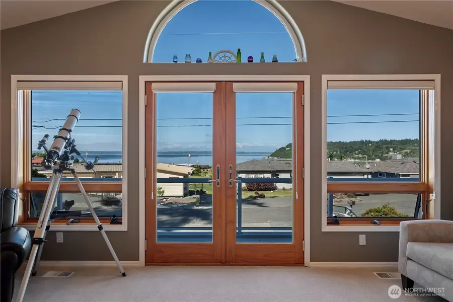 8189 Whidbey Drive, Clinton, WA 98236 - #3