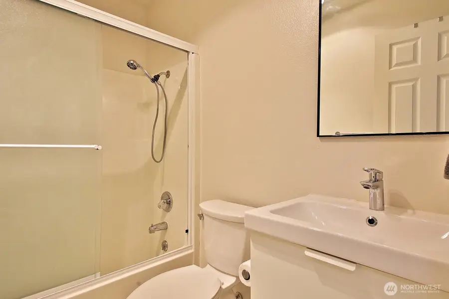 137 4th Street #A2, Langley, WA 98260 - #3