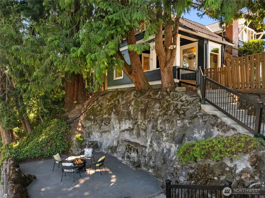 907 NE 72nd Street, Seattle, WA 98115 - #2