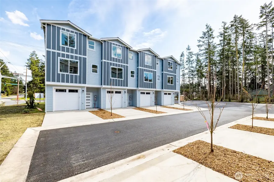 945 NW Heller Street #A1, Oak Harbor, WA 98277 - #2