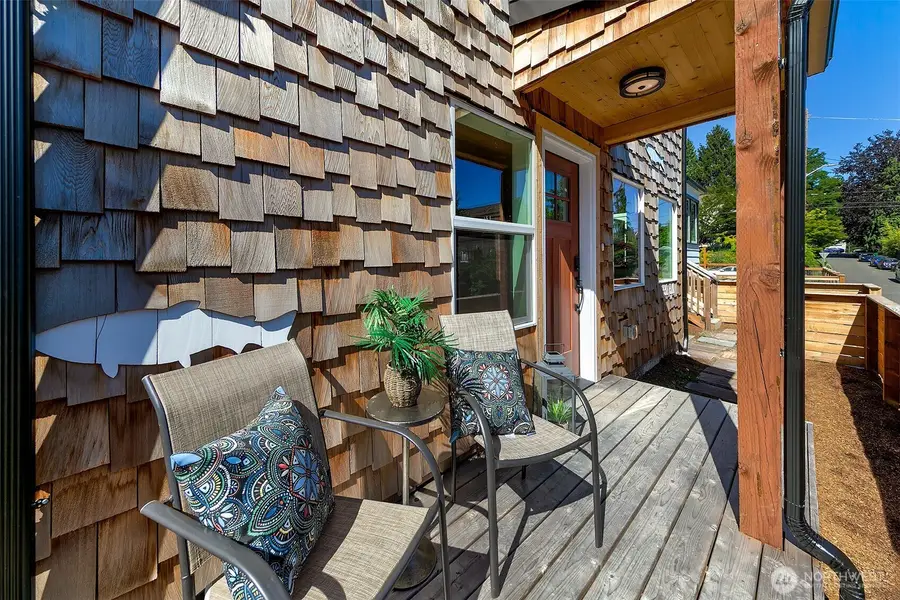 330 NE Elk Place, Seattle, WA 98115 - #2