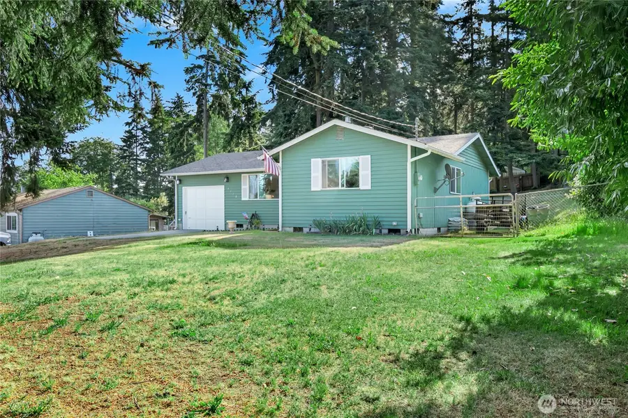 3128 Summit Boulevard, Oak Harbor, WA 98277 - #2