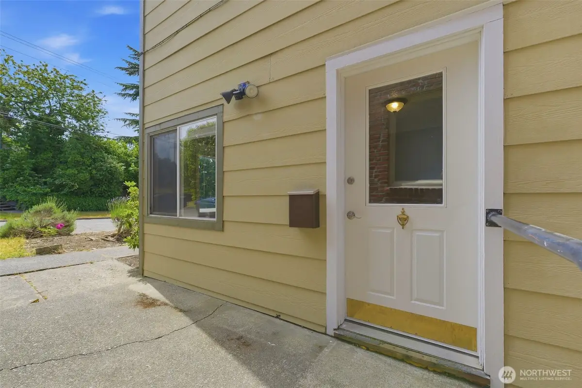 1205 N 11th Street, Tacoma, WA 98403 - #1