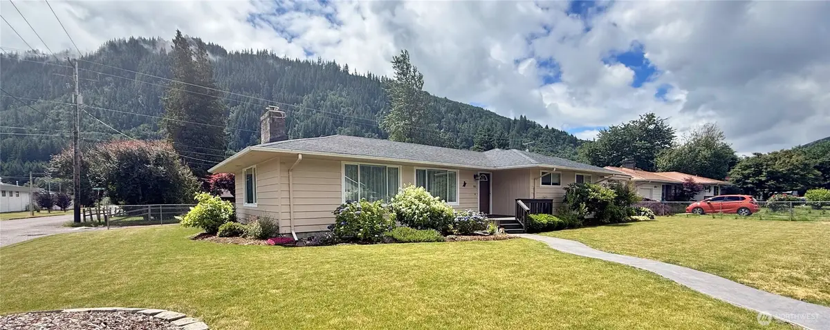 301 Temple Avenue, Morton, WA 98356 - #1