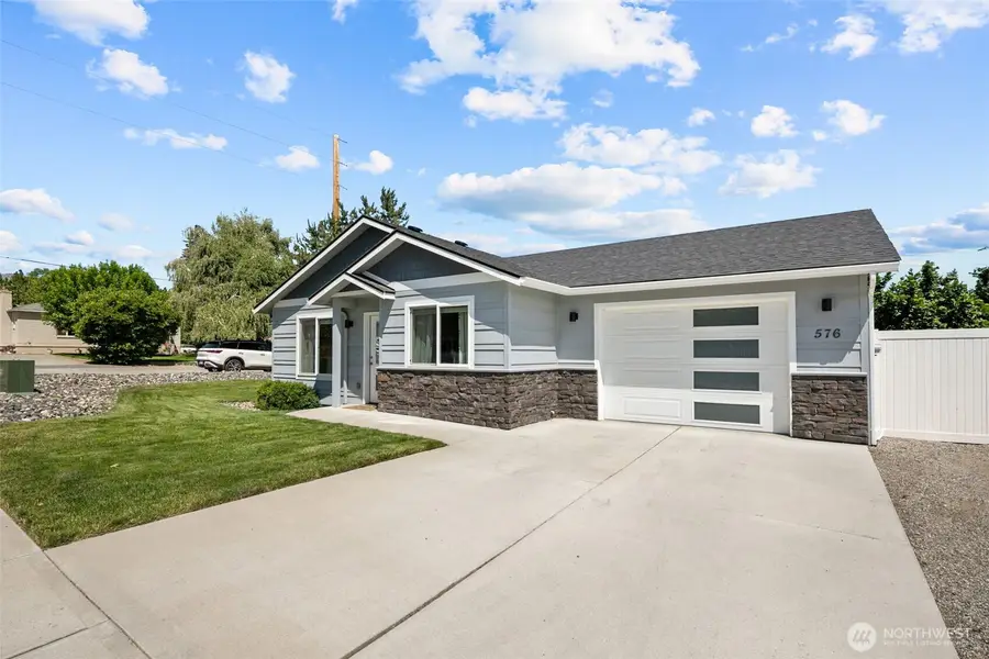 576 Sebastian Way, Wenatchee, WA 98801 - #3