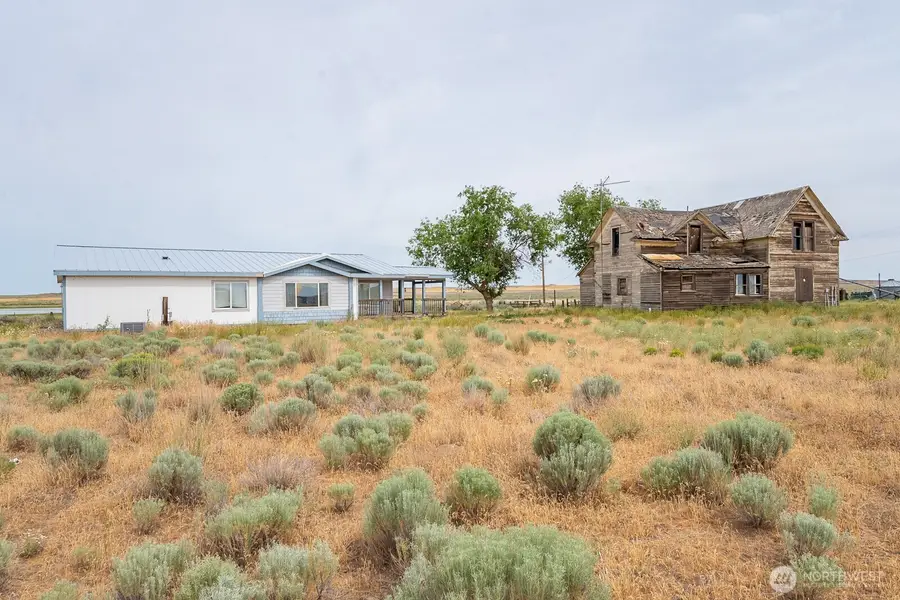 653 Road O Ne, Coulee City, WA 99115 - #2