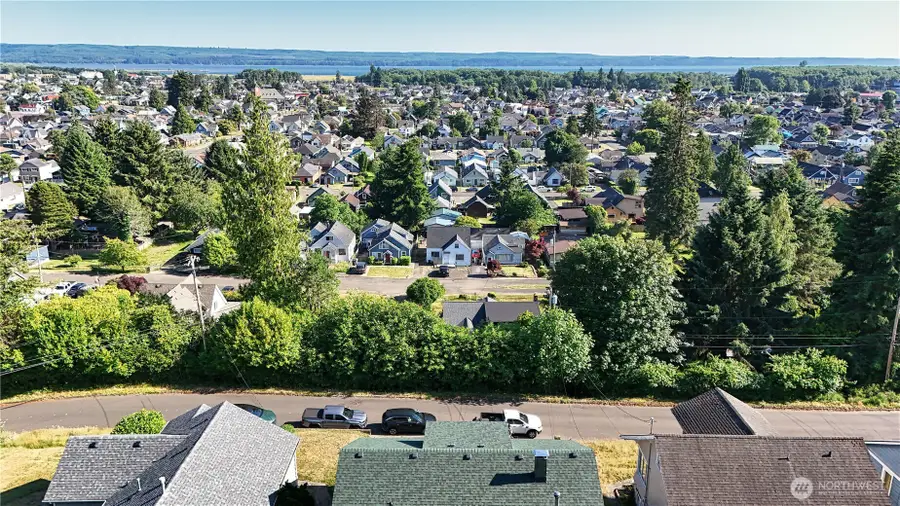 317 Sunset Drive, Hoquiam, WA 98550 - #3