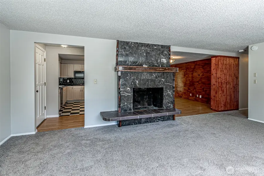 2524 70th Avenue Sw, Tumwater, WA 98512 - #2