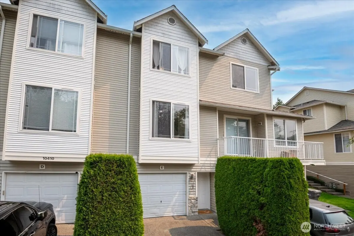 10410 Holly Drive #E, Everett, WA 98204 - #1