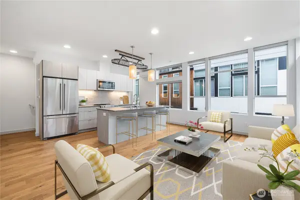9043 Mary Avenue Nw, Seattle, WA 98117