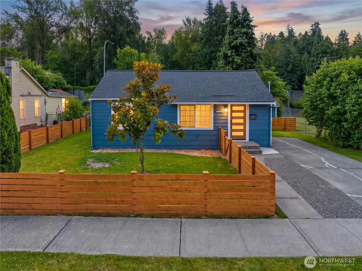 3533 SE 6th Street, Renton, WA 98058 - #1