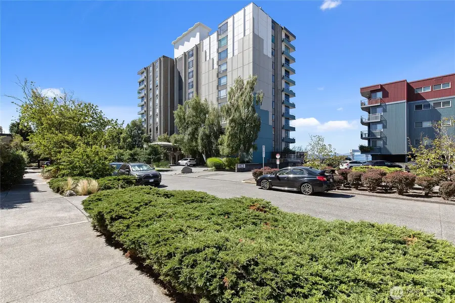 521 5th Avenue #401, Seattle, WA 98119 - #2