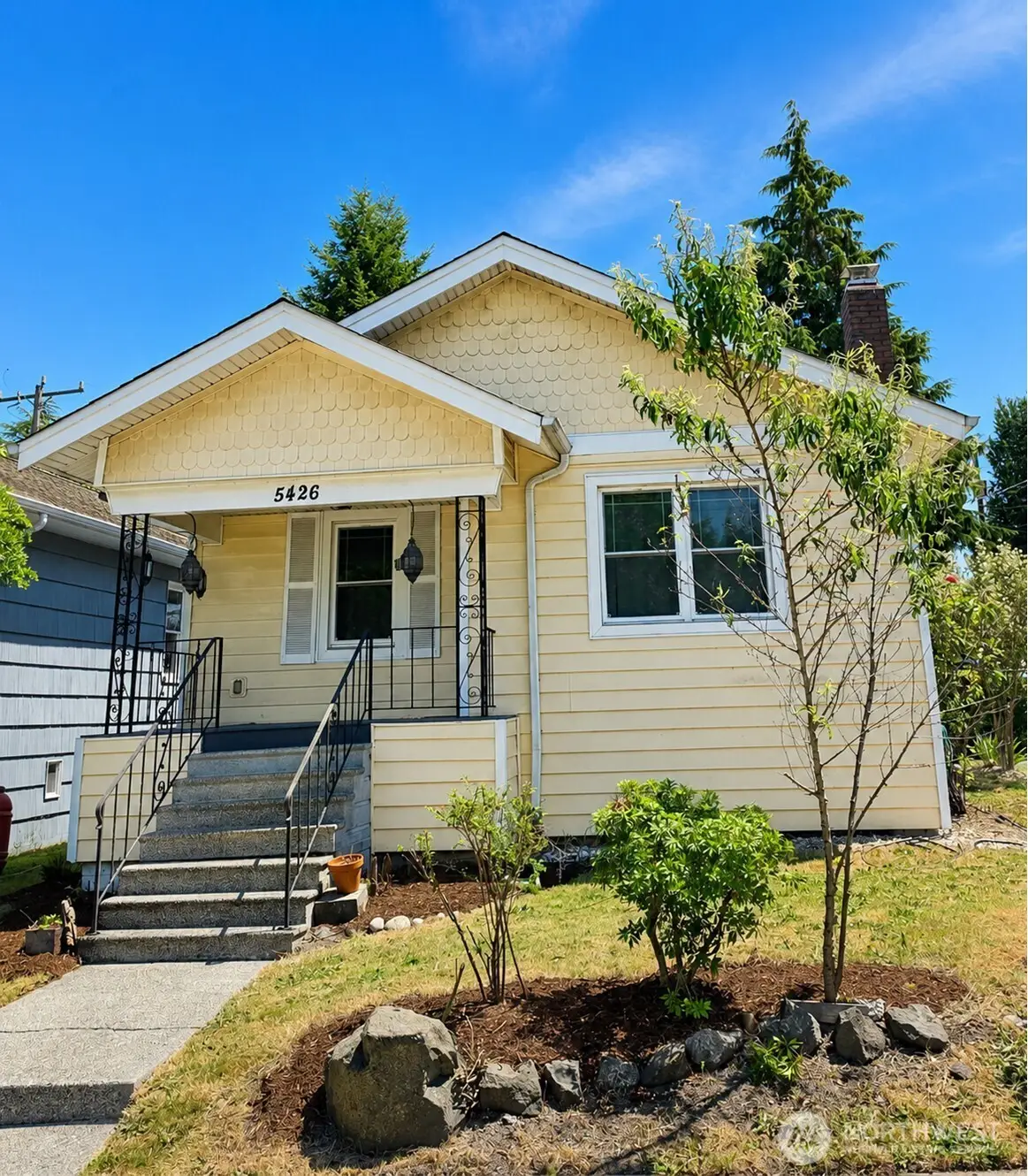 5426 Green Lake Way N, Seattle, WA 98103 - #1